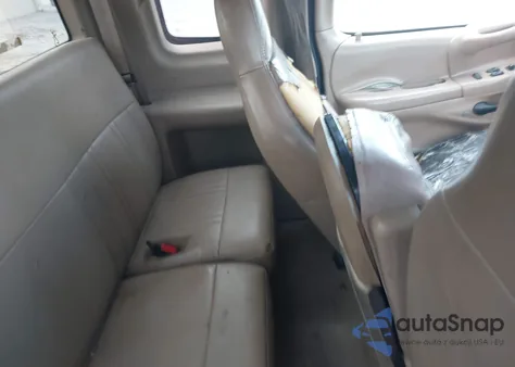 1998 Ford F-150 Lariat/Standard/Xl/Xlt z USA, uszkodzony, nr VIN 1FTZX1764WNA95404